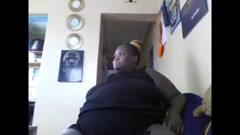 Snapshot of rio_sky chatting on 01.08.25 cookie online show from 01.08.25