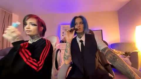   DianaBrite            fansl y online show from 12.21.24