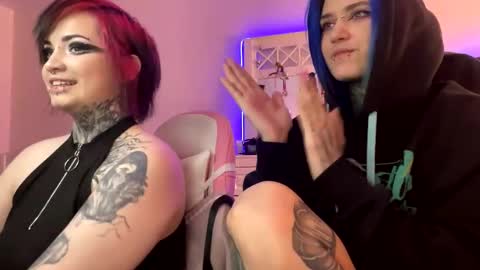   DianaBrite            fansl y online show from 12.22.24