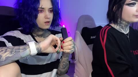   DianaBrite            fansl y online show from 01.14.25