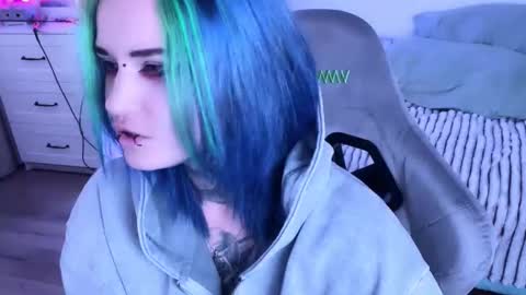   DianaBrite            fansl y online show from 09.12.25