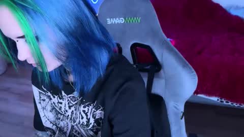   DianaBrite            fansl y online show from 09.16.25