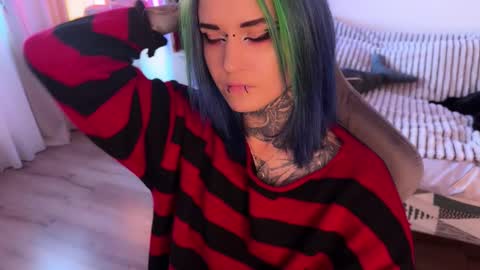   DianaBrite            fansl y online show from 10.03.25