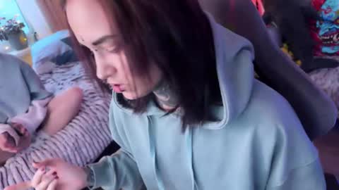   DianaBrite            fansl y online show from 11.01.25