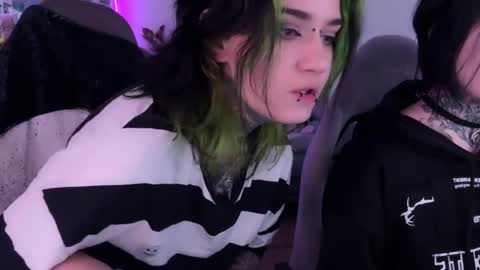   DianaBrite            fansl y online show from 04.05.26