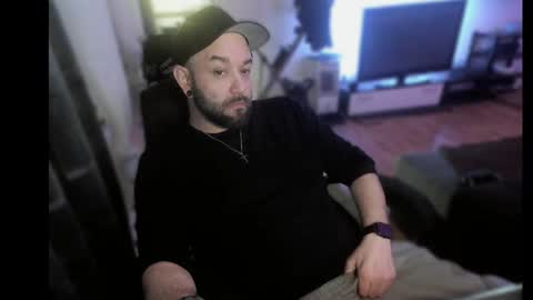 Snapshot of riptid3_ chatting on 03.03.25 Ask Me online show from 03.03.25