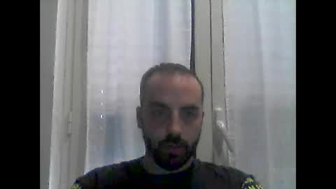 Snapshot of riri2121 chatting on 09.15.25 riri2121 online show from 09.15.25