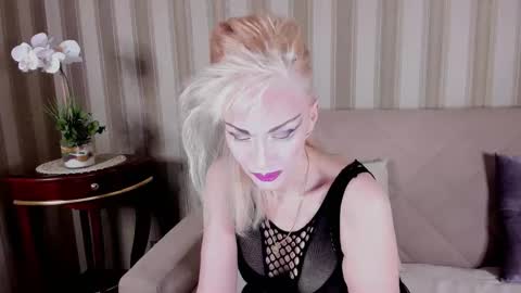 rita_farell online show from 02.02.26