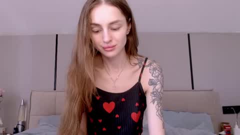 Snapshot of rita_orra chatting on 05.23.26 Rita online show from 05.23.26
