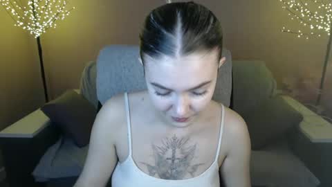 Snapshot of ritaneer chatting on 12.11.24 ritaneer online show from 12.11.24