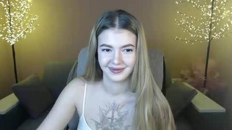 Snapshot of ritaneer chatting on 12.26.24 ritaneer online show from 12.26.24