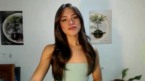 Snapshot of rivaxox1 chatting on 05.27.26 rivaxox1 online show from 05.27.26