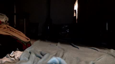 Snapshot of riversaint chatting on 03.08.25 River Saint online show from 03.08.25