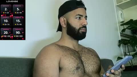 SebasRoa online show from 12.16.24