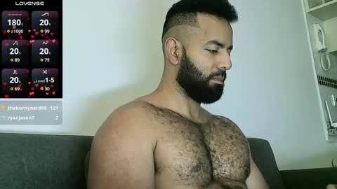 SebasRoa online show from 01.17.25