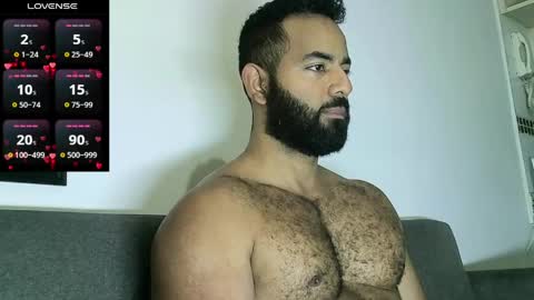 Snapshot of roa32sebas chatting on 04.24.26 SebasRoa online show from 04.24.26