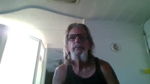 Snapshot of roadie1964 chatting on 10.27.25 Roadie online show from 10.27.25
