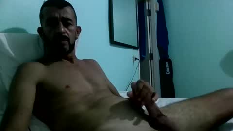 Snapshot of roadsidepicnic01 chatting on 10.17.25 Daddy online show from 10.17.25