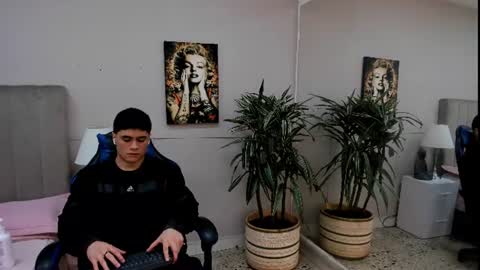 Roan Birkin online show from 06.09.26
