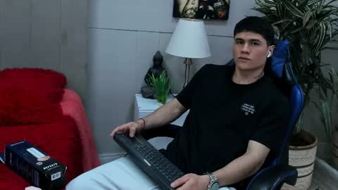 Roan Birkin online show from 07.14.26