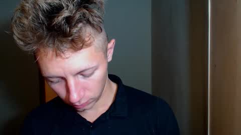 RoastingCorn online show from 12.04.25