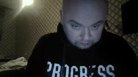 rob18997 online show from 11.19.25