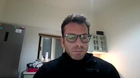 Snapshot of roberpierre_ho chatting on 02.11.26 roberpierre_ho online show from 02.11.26