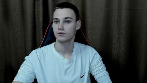 robert10211 online show from 01.16.25