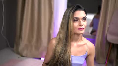 Roberta online show from 11.19.25