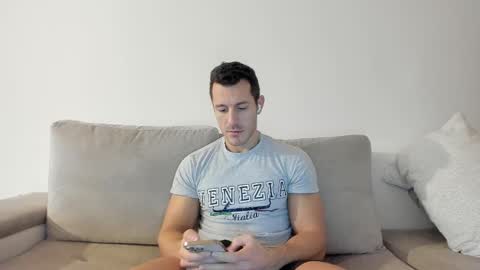 roberto4ever online show from 02.15.25