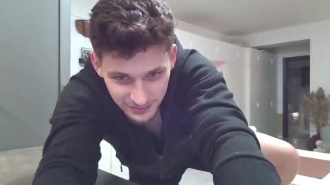 Roberto online show from 02.12.26