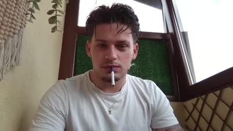 Snapshot of roberto_twink1 chatting on 05.18.26 Roberto online show from 05.18.26