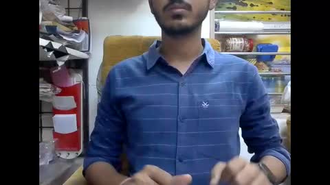 Snapshot of robertsalia220 chatting on 09.30.25 Robertsalia online show from 09.30.25