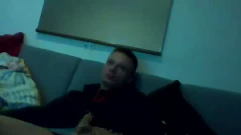 Snapshot of robertxxxpo chatting on 12.25.24 Zenek online show from 12.25.24