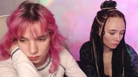 Snapshot of robin_yours chatting on 11.17.25 Robin your online show from 11.17.25