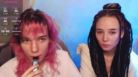 Snapshot of robin_yours chatting on 11.25.25 Robin your online show from 11.25.25