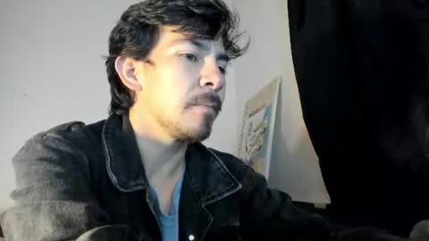 Snapshot of robindominique chatting on 07.23.26 Robin online show from 07.23.26