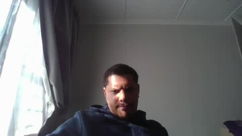 robinidessundercover34 online show from 06.16.26