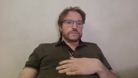 robinouhot online show from 02.21.25