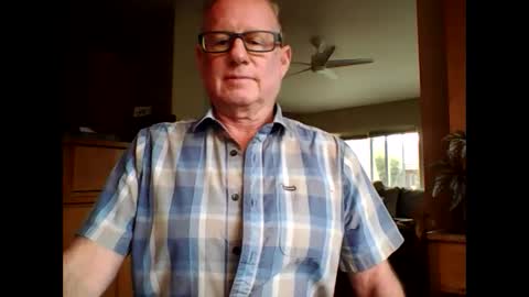 Snapshot of robo0000 chatting on 09.29.25 robo0000 online show from 09.29.25