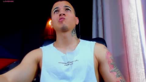 Snapshot of rocco_santos chatting on 05.05.26 rocco_santos online show from 05.05.26