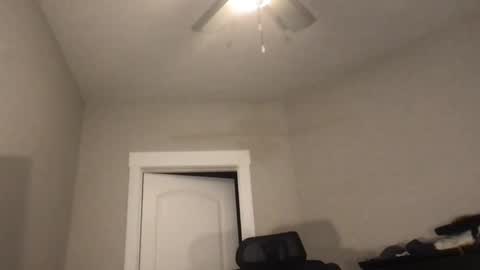 Snapshot of rockboy3000 chatting on 12.28.24 rockboy3000 online show from 12.28.24