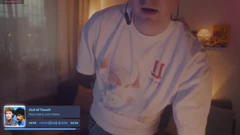 Snapshot of rocketbunnyxxx chatting on 10.08.25 Rocket Bunny online show from 10.08.25