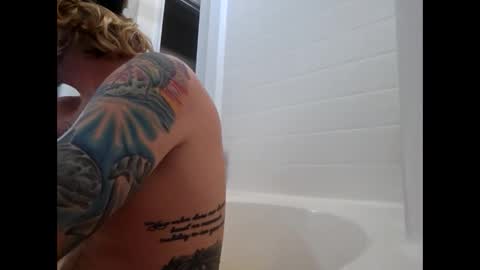 rockhardsurfers online show from 01.01.25