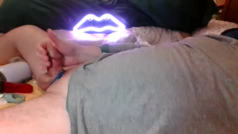 Snapshot of rockinghard7 chatting on 05.11.26 cum mature edging daddy cock online show from 05.11.26