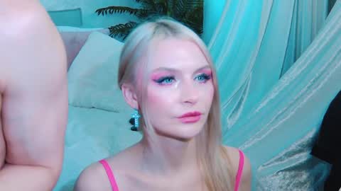 Lina and Den online show from 04.10.26