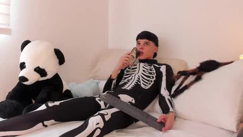 Snapshot of rockywood20cm chatting on 10.12.25 RockyWood20CM online show from 10.12.25