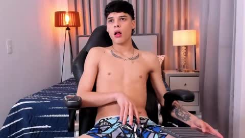 Snapshot of rockywood20cm chatting on 10.15.25 RockyWood20CM online show from 10.15.25