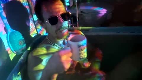 rod77knee online show from 02.22.25