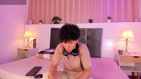 Rodney Styles online show from 02.11.25